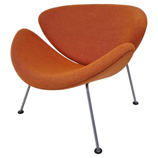 Pierre Paulin Orange Slice F437 opnieuw laten bekleden